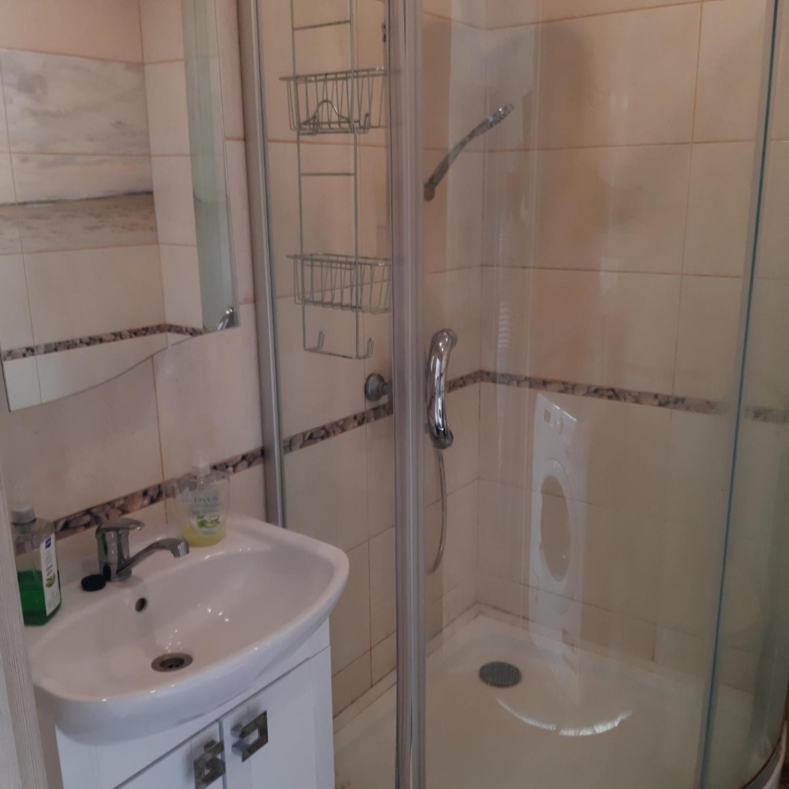Home For Your Vacation 1-Bedroom Apartment 나르바죠수 외부 사진